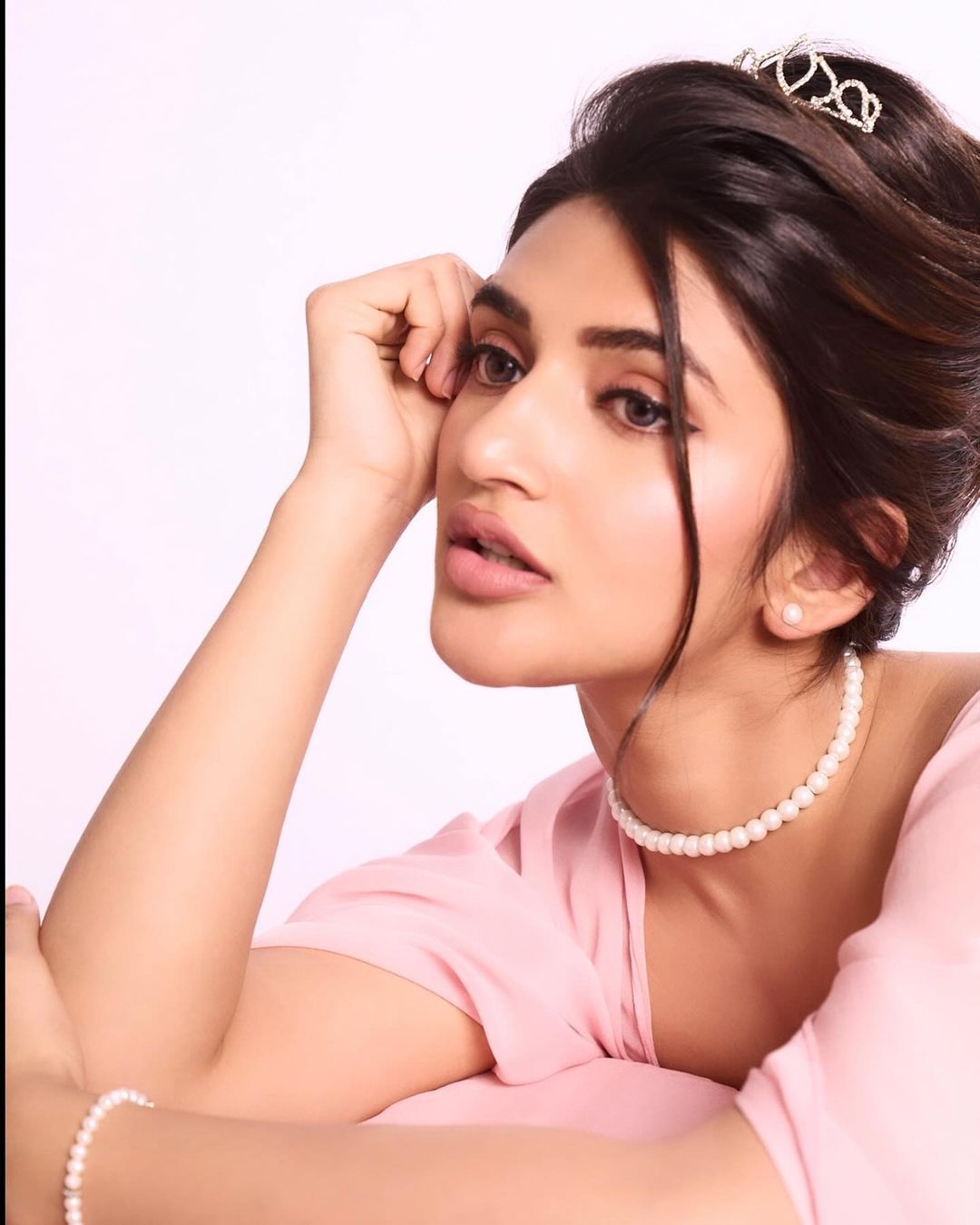 GMWXuiia4AI7rM7?format=jpg&name=large