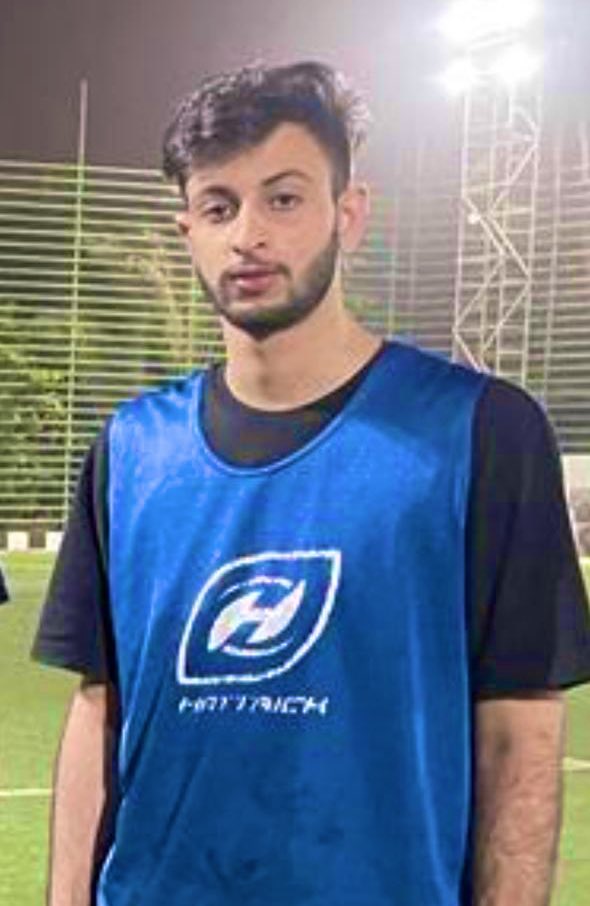 Fahad_Aldurehim's tweet photo. لفت نظري في إحدى الملاعب بالشرقية 

موهبه كروية 
بعد البحث … الاسم 
اللاعب محمد عبدالمجيد المحاسنة 
٢١ سنة
لاعب طرف مميز 
اعتقد 
غياب الكشافين 
اختفى البحث عن الموهوبين للانديه والمنتخبات 
واللاعب المحاسنه موهبة تحتاج عيون فنيه للظفر به  
#الشرقية
#القطيف https://t.co/TjqvCQ9PmJ