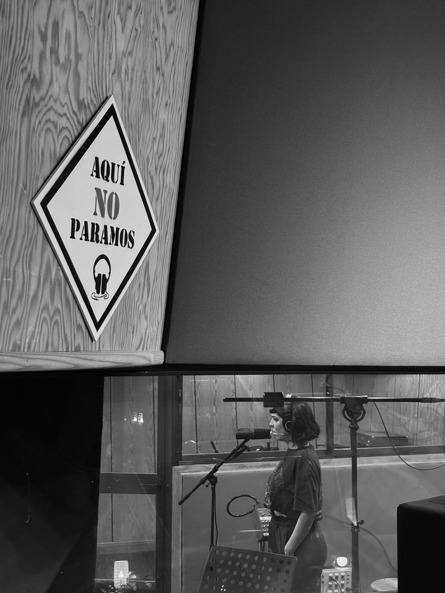 RuthLorenzo's tweet image. Aquí no paramos 🤍 #workinprogress #music #studiotime