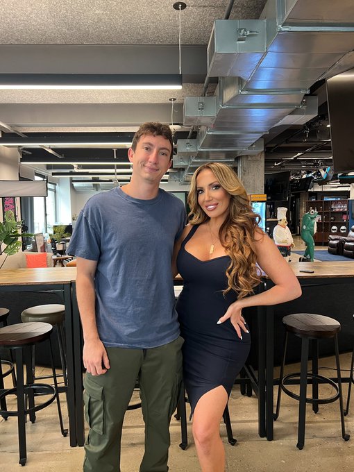 Happy Birthday @TomScibelli 🎉🎉 https://t.co/FMaYM0Oyyd<a class="tags" target="_blank" title="On Twitter" href="/?out=eyJ0eXAiOiJKV1QiLCJhbGciOiJIUzUxMiJ9.eyJpYXQiOjE3MTk3MjQ3NzcsImlzcyI6InR3cG9ybnN0YXJzLmNvbSIsIm5iZiI6MTcxOTcyNDc3NywiZXhwIjoxNzUxMjYwNzc3LCJyZWRpcmVjdF91cmwiOiJodHRwczovL3R3aXR0ZXIuY29tL1RvbVNjaWJlbGxpIn0.4VjFwxZv0HcFpiA1HYtZqWlrwUPp6_aUbgdSVqBPDPYUpYUXs-8b_l3xmIvP-Cn9YOCNObsQGr5Bk8b0WUPKPA">@TomScibelli</a><a href="/tag/teamrr"class="tags"><span>#teamrr</span></a>