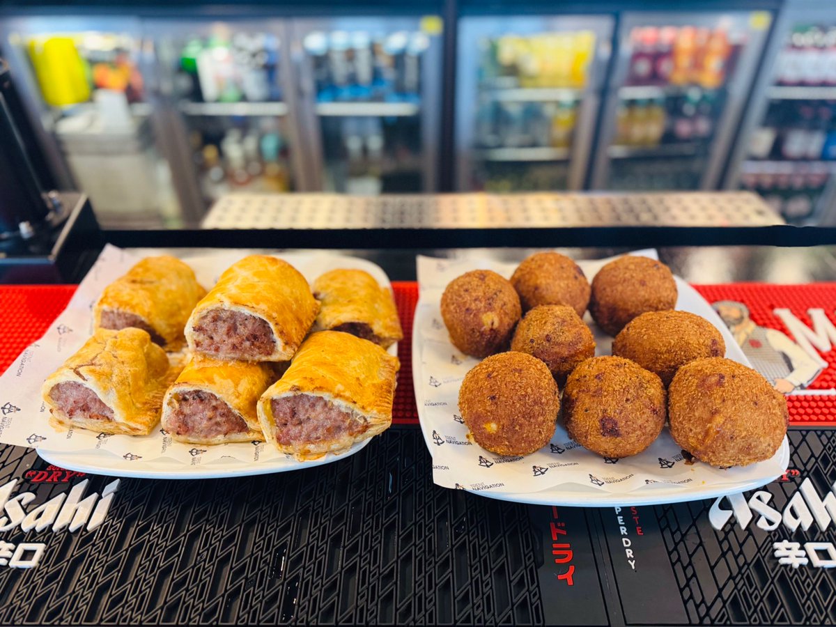 Fresh out the oven 😋 Homemade Chorizo and pork Scotch eggs and pork and leek sausage rolls 🍽