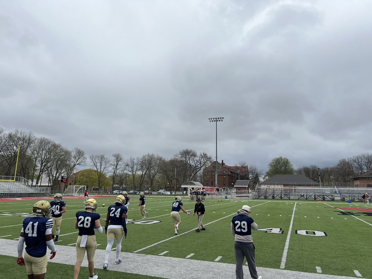 EthonJantz's tweet photo. Had a great weekend in Yankton South Dakota visiting Mount Marty thank you coaches for the opportunity! 
@coachGemp @MMULancersFB @MichalettiCoach @ryan_buresh https://t.co/kB4YAulQRy