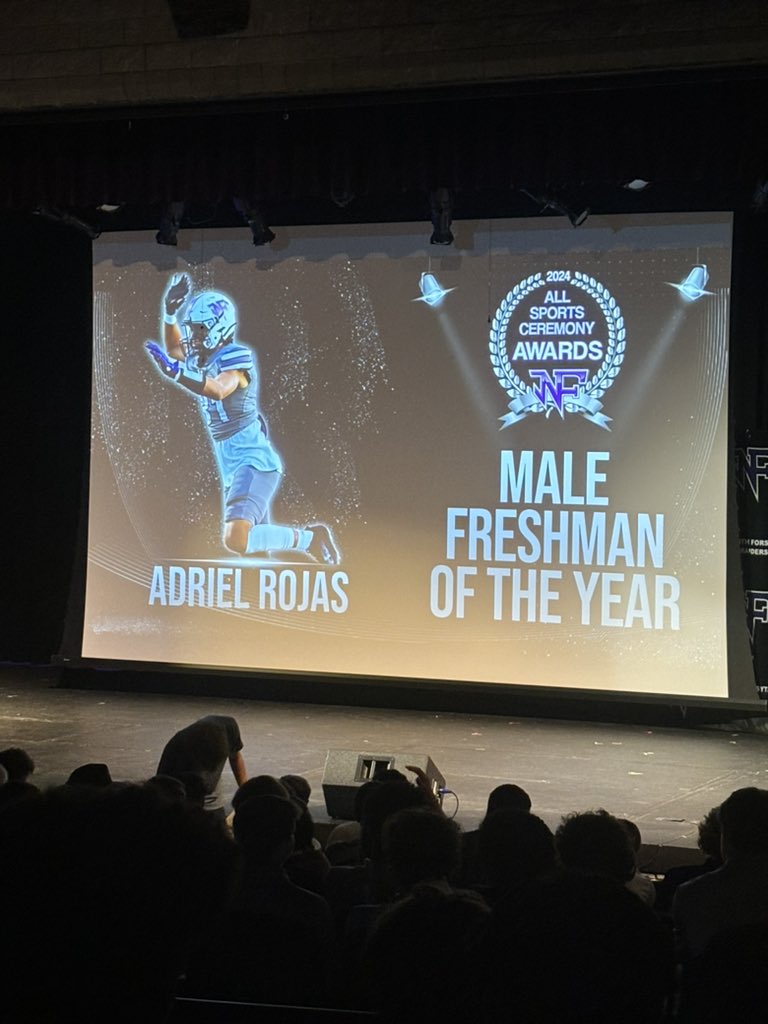 Congratulations to @adrielrsports named @NFTheNation Male Freshman of the Year!