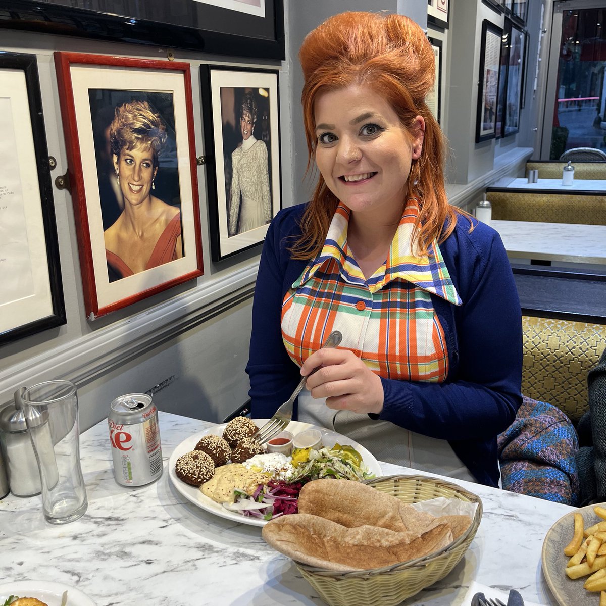 I was working down in London doing a little video for mid week this week and I decided my treat to myself was dinner at the Princess Diana cafe. I got food poisoning straight after, but it was good whilst it lasted 🥲