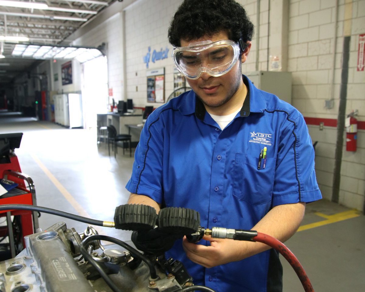 Great news! @CollegeFactual placed TSTC at the top of its list of 2024 Best Mechanic and Repair Technologies Associate Degree Schools in the United States. ➡️ bit.ly/44fuR1b