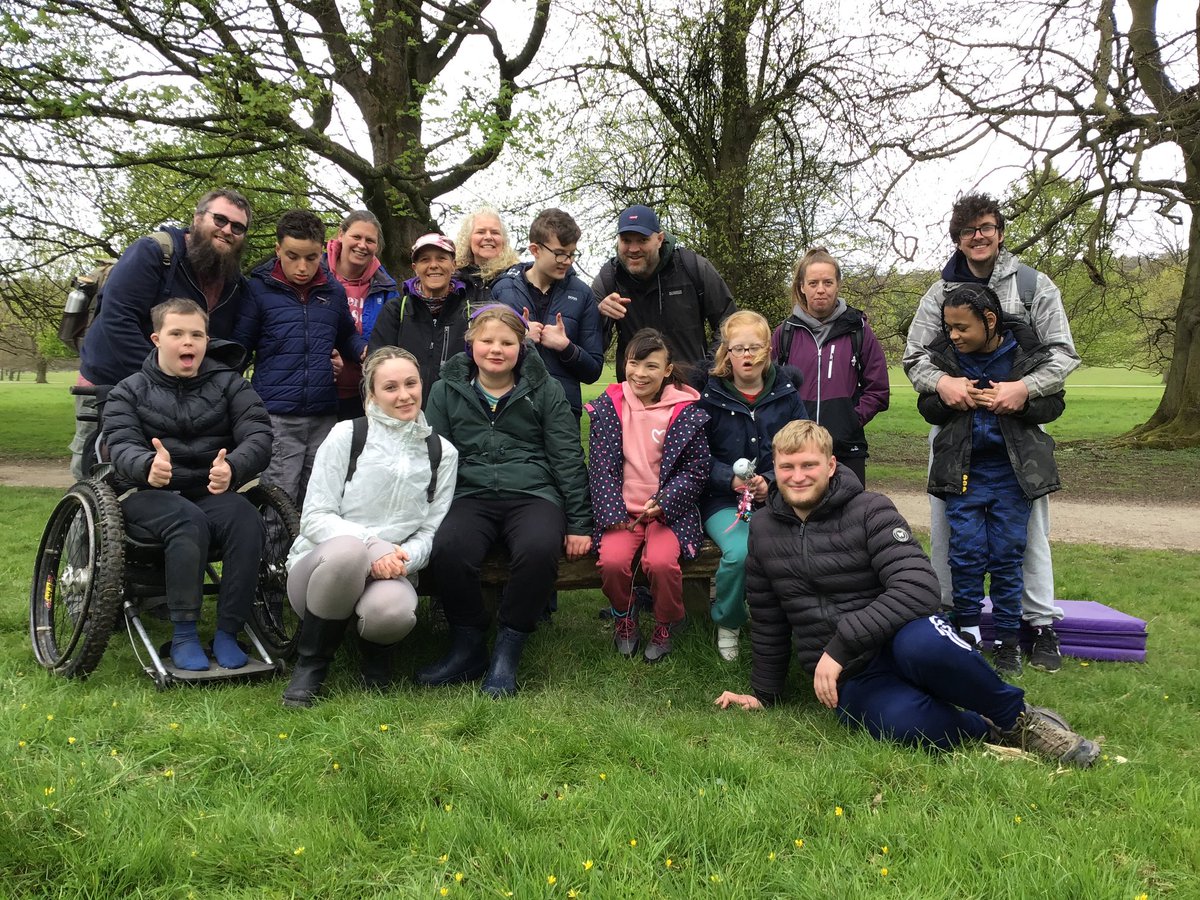 First day @dukesbarnbeeley after a walk around the  @ChatsworthHouse estate. Great weather for the week ahead for the first residential of the year!