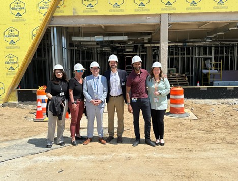 Exploring the exciting new ED construction at Mather Hospital with a guided tour! The anticipation is high for what’s to come!
#EmergencyMedicine #NorthwellLife #Northwell