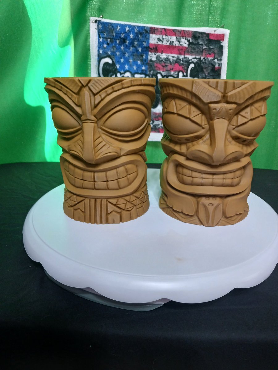 How about some tiki stuff these  can be planters BUT WERE MADE TO HOLD SOLO CUPS!

WHAT DO YOU THINK?? 

They will be in shop shortly 

Crazyvetfam.com 

@iiidmaxfilament @Polymaker_3D @Etsy @etsystatus @Eryone_official @BambulabGlobal @Creality3dP @AngelEyes11357 #tiki…
