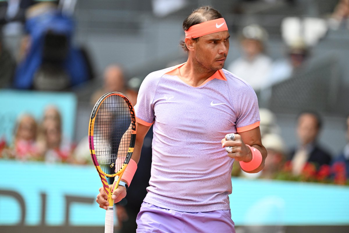 🎾 @RafaelNadal sigue adelante en el @MutuaMadridOpen. ¡Gran partido! ¡Gran victoria!👏👏 Supera al argentino @pecachi1 en un intenso duelo vivido con mucha emoción por el público asistente. #mutuamadridopen