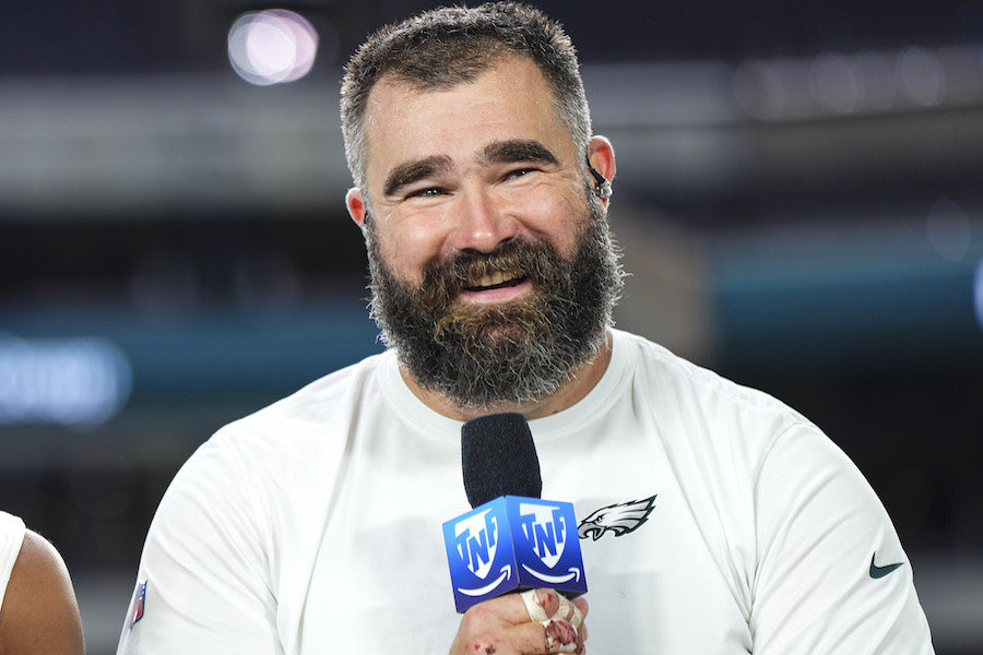 Jason Kelce has signed a deal with ESPN to become the newest addition to the Monday Night Football pregame broadcast crew, per @AndrewMarchand. Congrats Jason! 🦅