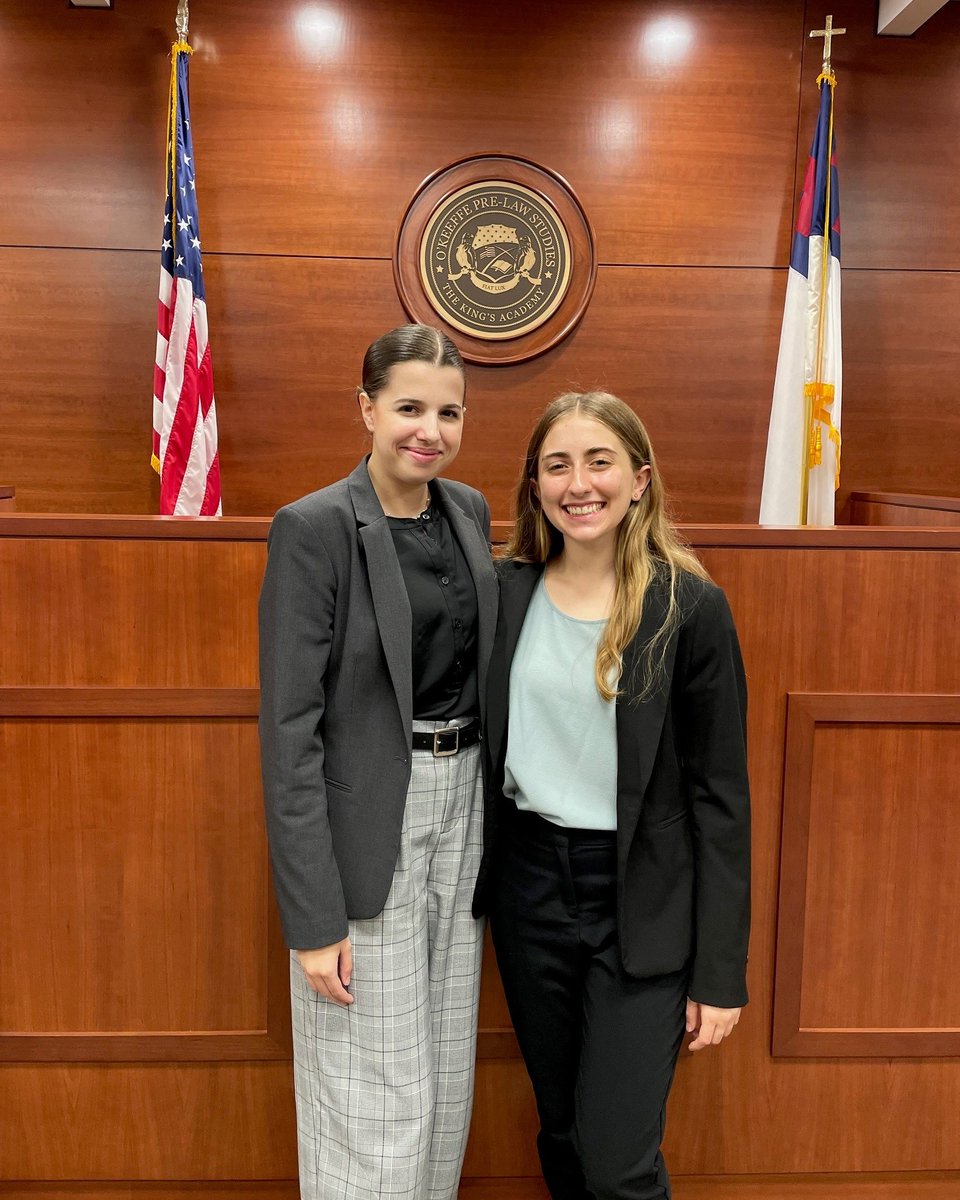 TKA Pre-Law Seniors Emma Hedler and Zoe Katsaros competed in the National High School Moot Competition this weekend. The team received high scores and excellent feedback from scoring judges. Congrats to Emma and Zoe on this elite honor! #TKAprelaw #TKAleads