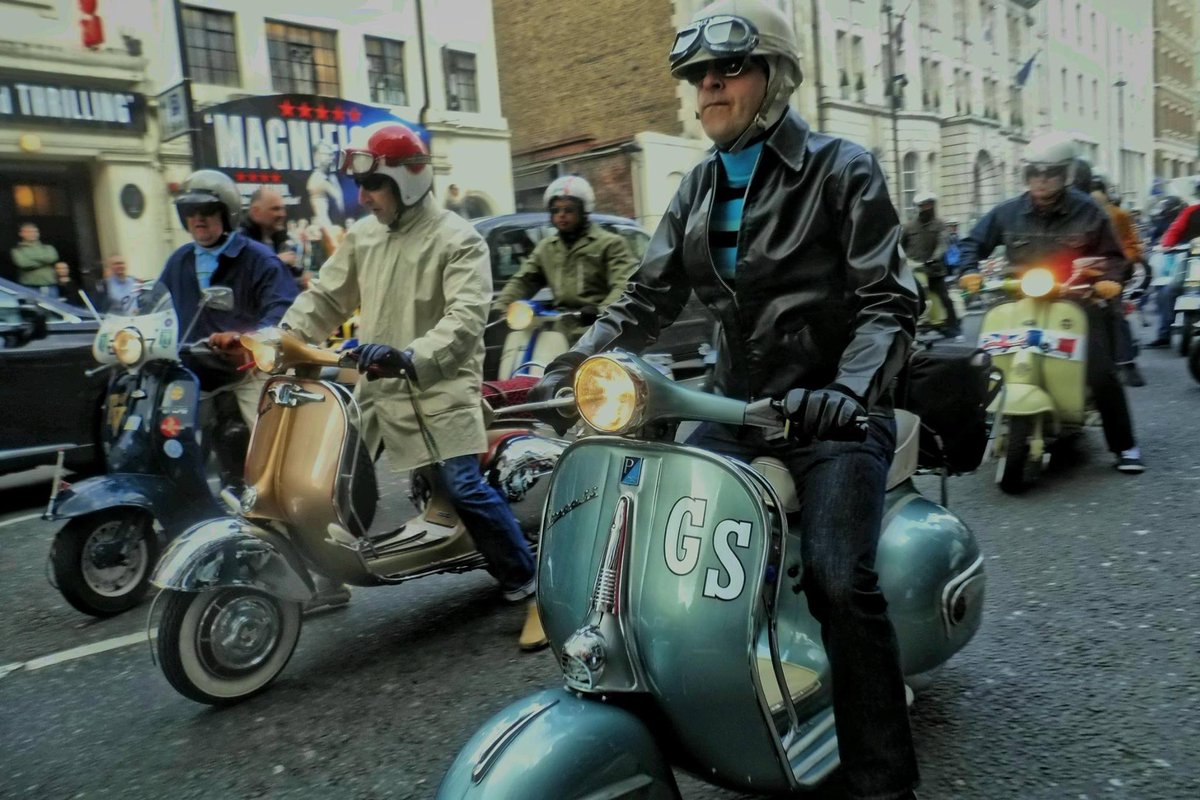 A reminder we depart 2pm from Carnaby Street this Saturday 4 May for the Buckingham Palace Scooter Run & Free Alldayer. All the info here facebook.com/events/1363080…