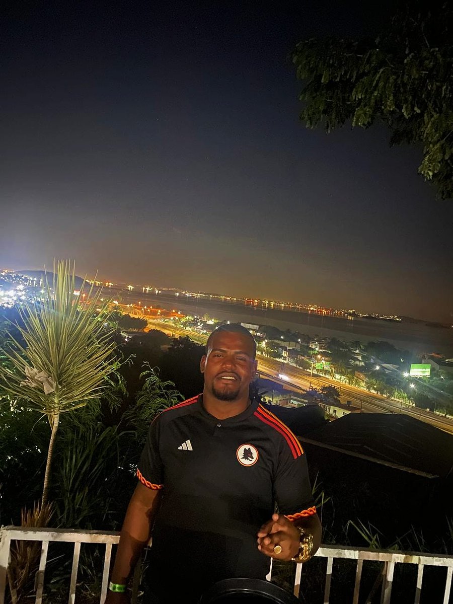 EdesonSilva12's tweet photo. Melhor que ninguém, mas diferente de muitos! 🚀🥋 https://t.co/GM7n2fS1xL