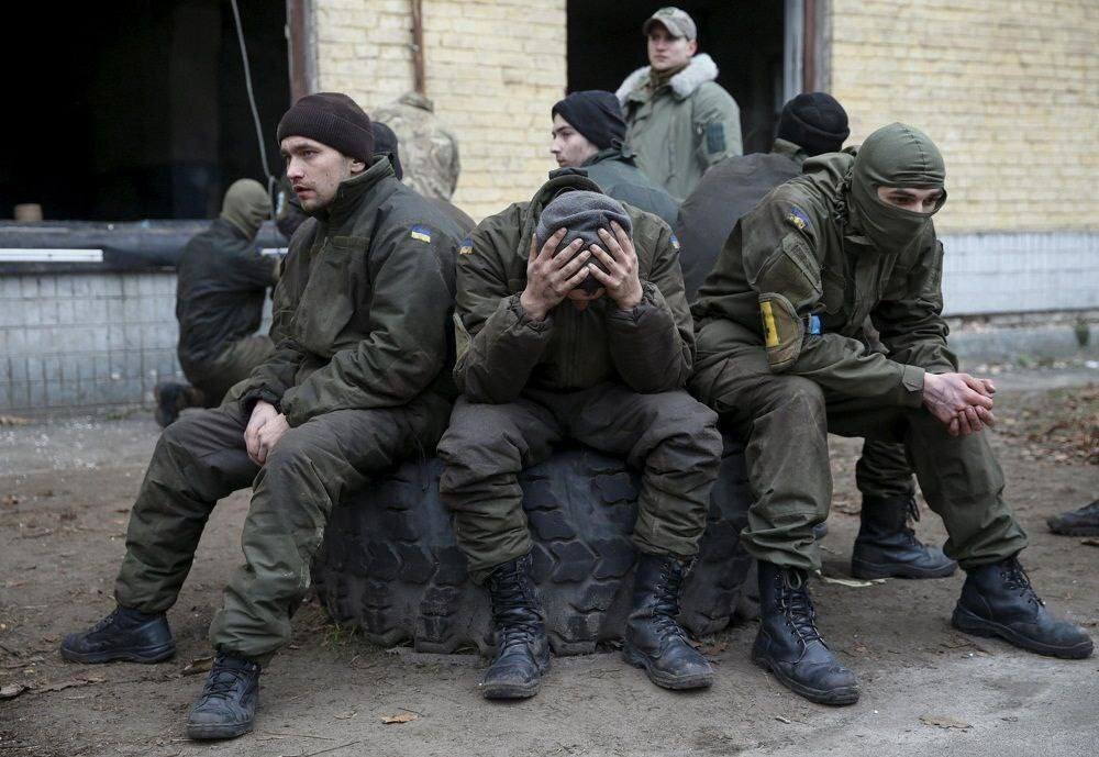 8,000 Ukrainian  Troops KIA in last 7 days  with over 11.000 wounded 

100.000 New and fully trained RUSSIAN troops have just arrived in LUGANSK  OBLAST !

Collapsing front for the UKRONAZIS   and retreating in almost every direction!

CALL VOLGA !!!
SURRENDER !!