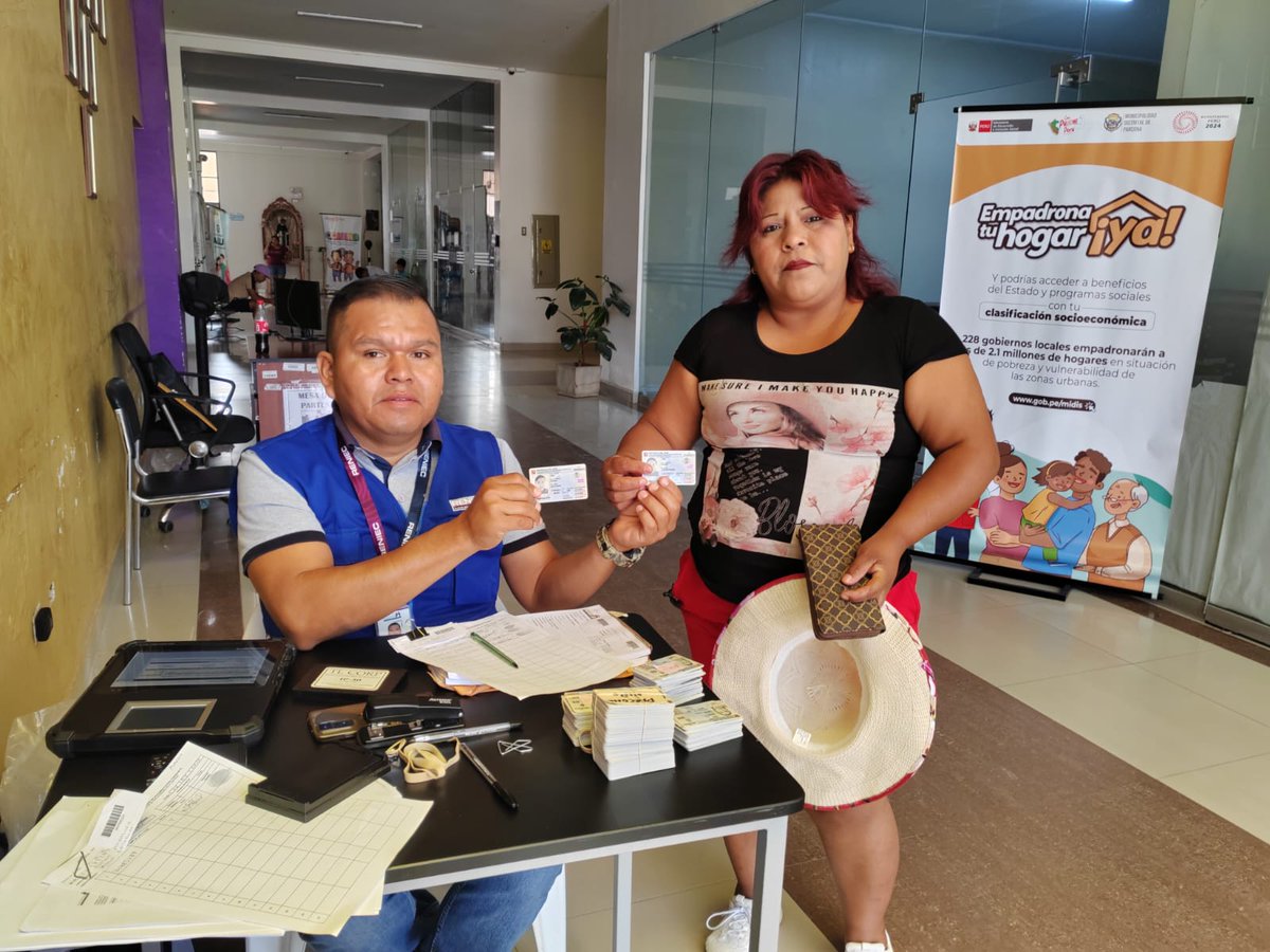 ReniecPeru's tweet photo. 👏#Ica | Este fin de semana, el #Reniec realizó campaña de identificación gratuita para menores y mayores de edad en el distrito de #Parcona. Con el #DNI actualizado la población de este sector podrá acceder a los  servicios del Estado🪪 https://t.co/fxPNRG7Okx