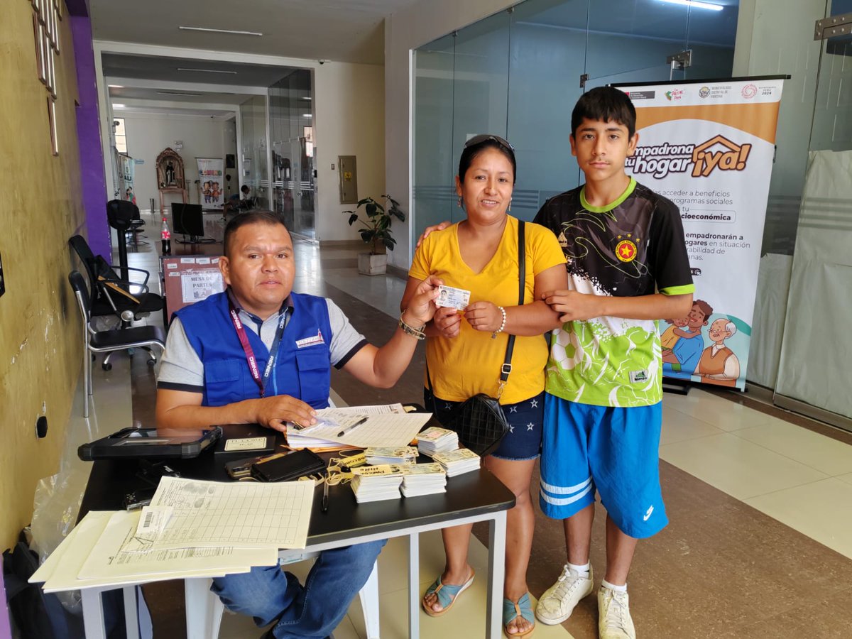 ReniecPeru's tweet photo. 👏#Ica | Este fin de semana, el #Reniec realizó campaña de identificación gratuita para menores y mayores de edad en el distrito de #Parcona. Con el #DNI actualizado la población de este sector podrá acceder a los  servicios del Estado🪪 https://t.co/fxPNRG7Okx