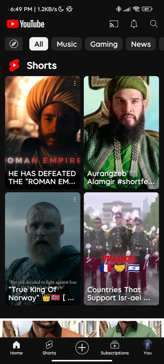 My youtube shorts is perfect. Top left: Sultan Muhammad Fatih Top right: Badshah Aurangzeb Bottom left: Vikings Bottom right: Pakistan 😍