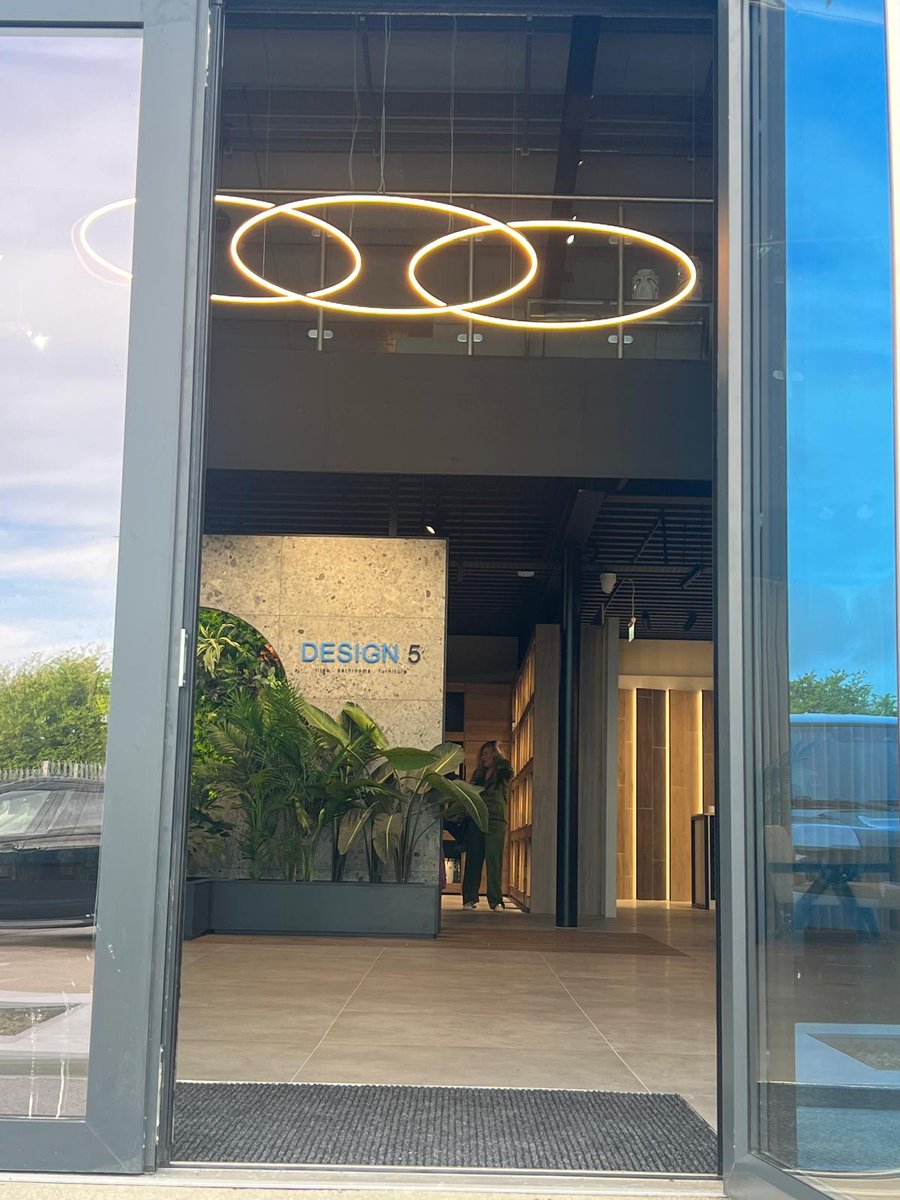 ExSite's tweet image. VIP Launch Preview event all ready to kick off - so stop in if you’re passing the Six Crossroads Roundabout on your way home
#viplaunch #launchevent #launch #event #launchparty #storelaunch #brandlaunch #corporateevents #corporateeventstyling #vip #corporateparty