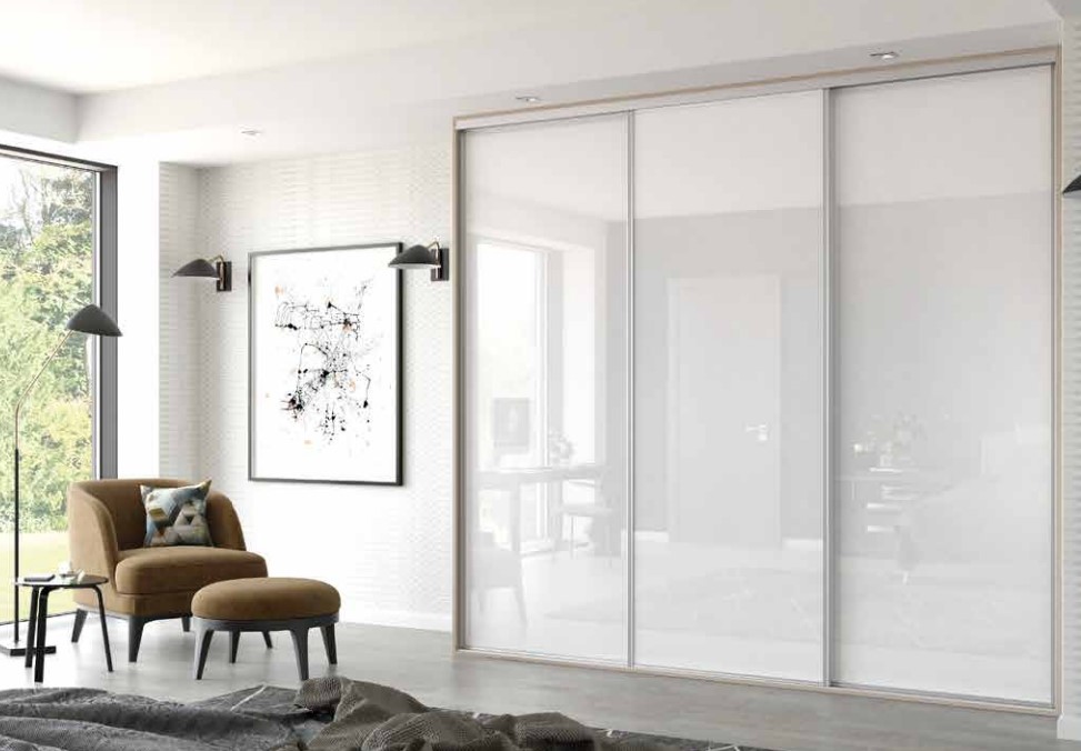 Introducing our BRAND NEW range of Sliding Wardrobes! With multiple door styles & a huge range of finishes, there is someone for everyone! Pictured is the S550 sliding wardrobe in Pure White Glass. #hytal #hytalkitchens #hytalbedrooms #bedroom #bedroomdesign #slidingwardrobes