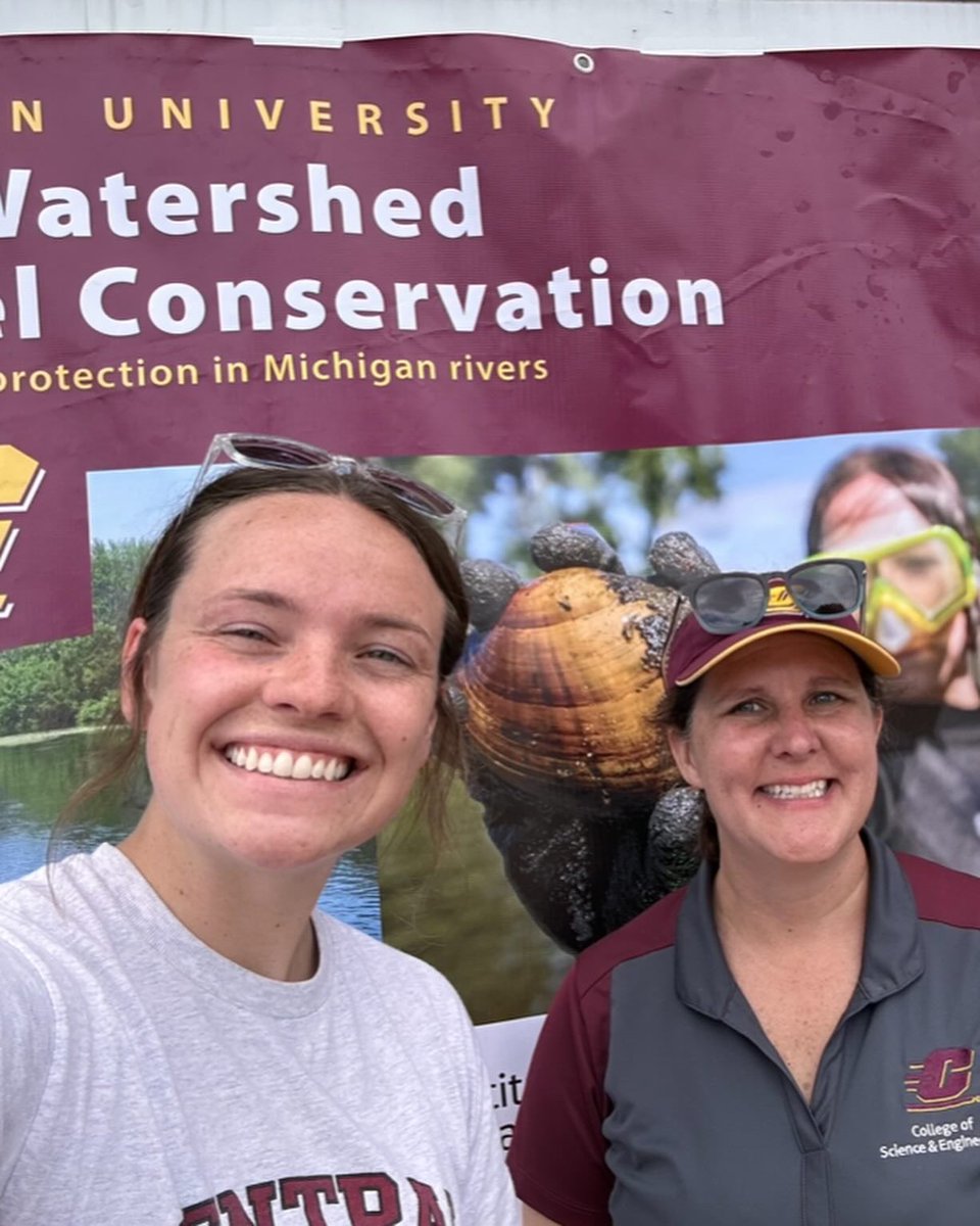 #greatnews from @woolnough_mussel_lab @nvellequette has successfully defended her MS in #Conservationbiology, submitted her thesis, and completed her MS requirements! Nikki graduates Friday! Nikki has joined #LSSU for her new job! Congratulations Nikki! We will miss you!