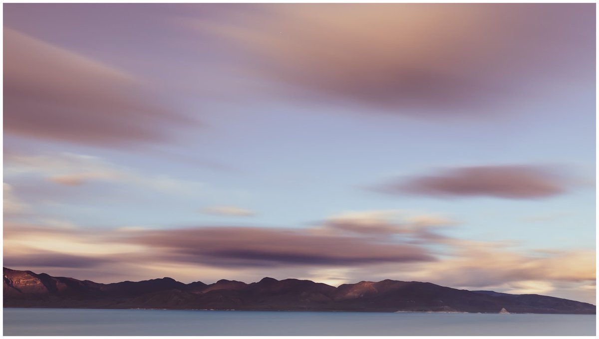 GM 📸☕️🌅

My first efforts at long exposure. There will be cotton candy in my TL moving forward 💯

“273”

#DWRPhotos #RenoPhotographer #RenoPhotography #Landscape #CanonR6M2 #CanonShooter #canonusa #homemeansnv #Horizons #Sky #clouds #mountains #longexposure #pyramidlake