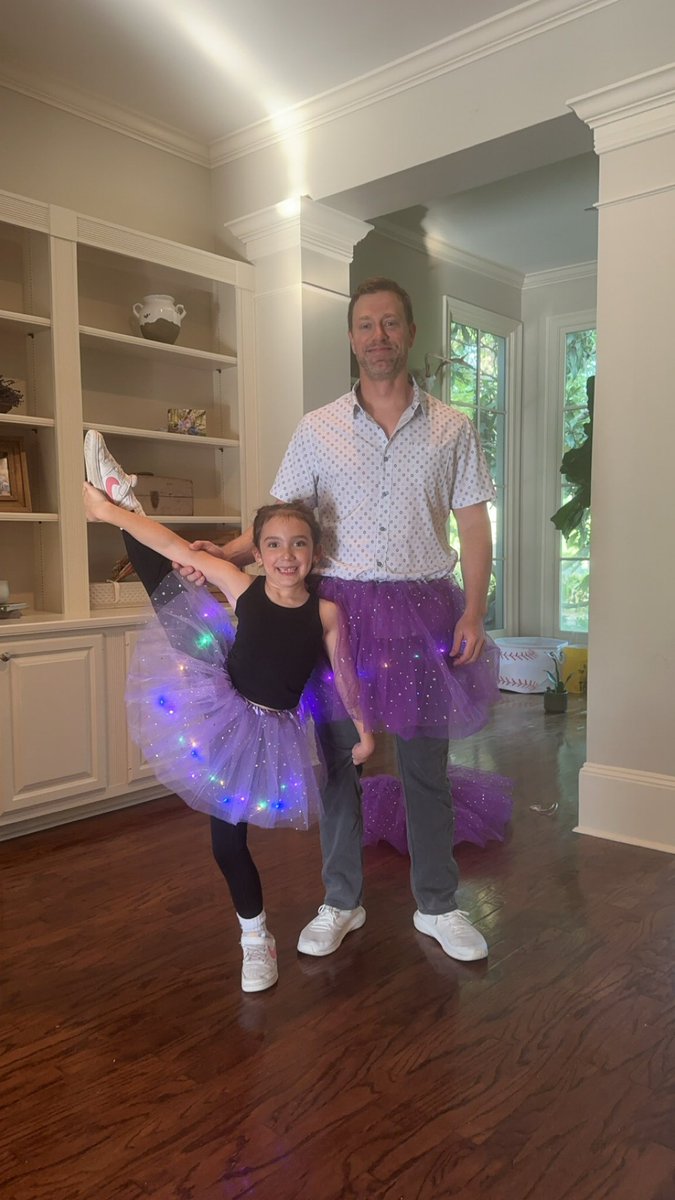 LMW_22's tweet photo. Lauren Michelle Lancaster pulling through for Ava Lucille Lancaster and her matching outfits for daddy/daughter rave out https://t.co/Lg3sl6e76D