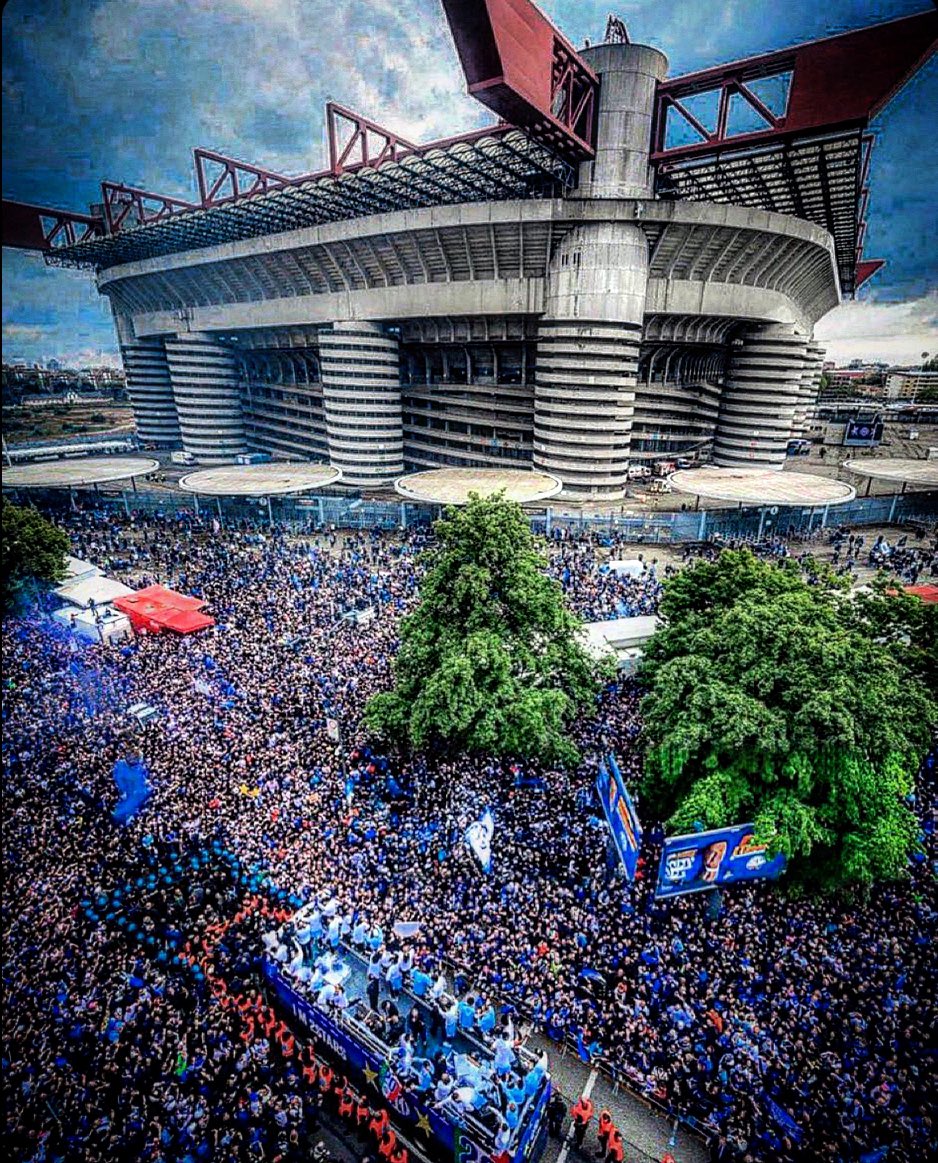 “Frosinone-Inter, valida per il 36° turno di Serie A, è stata anticipata a venerdì 10 maggio 2024 alle ore 20.45”. Siamo infine giunti a 3 anni senza Inter alle 15 della domenica. E a questo punto sapete cosa vi dico? STICAZZI!