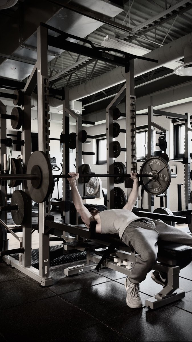 Gabelfts's tweet image. Consistency turns good into Great, and Great into EXCELLENCE 🔱