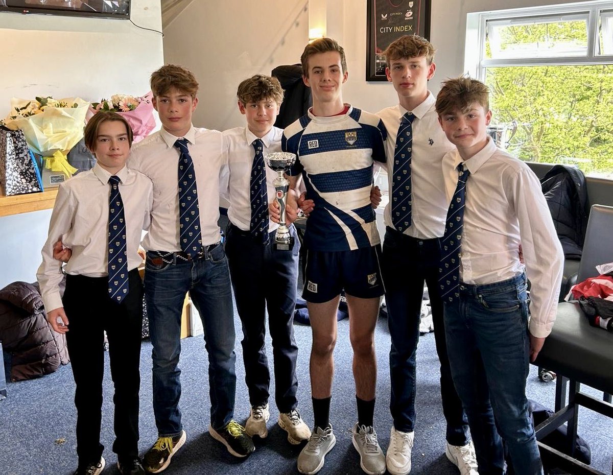 Congratulations to @FelstedSchool Rugby players Jack R, Joseph C, Freddie D, Harry H, Seb J & Max O’S who represented @ChelmsfordRugby on Sunday winning the Essex U14s Waterfall Cup! 🙌🏼👏🏼🏉@NextGenXV