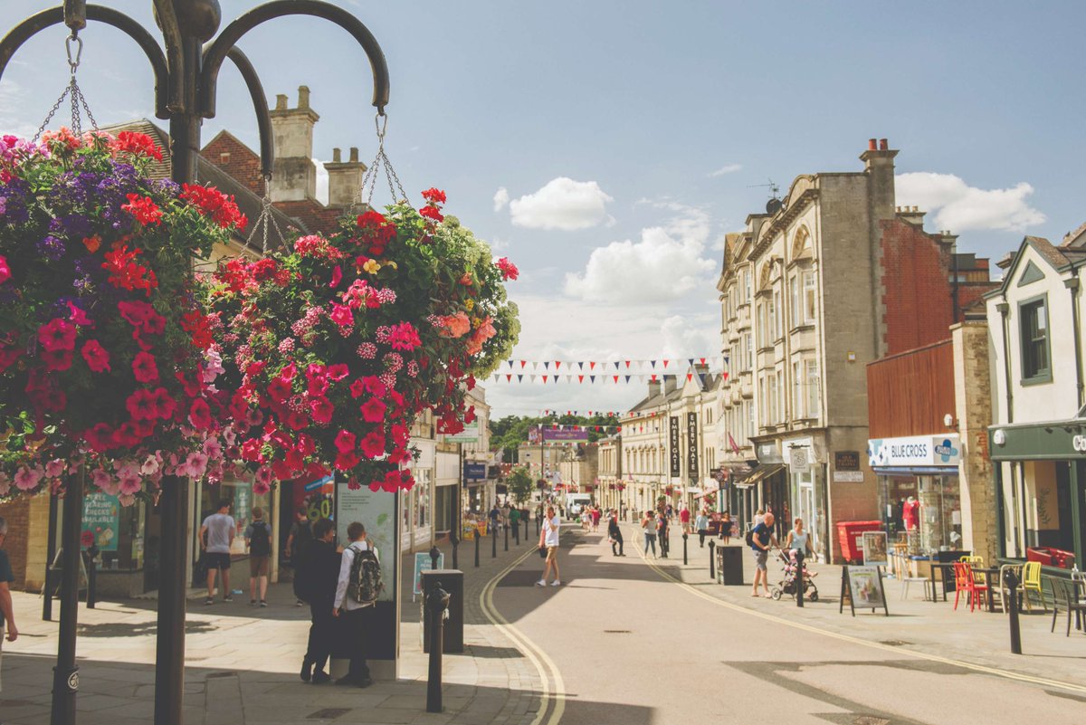 Chippenham Town Council have an opportunity for a young person from a local uniformed organisation to act as the Mayoral Cadet for the next year. The Mayoral Cadet accompanies the Mayor of Chippenham during the Town’s Civic events. For more info👉 bit.ly/MayoralCadet24