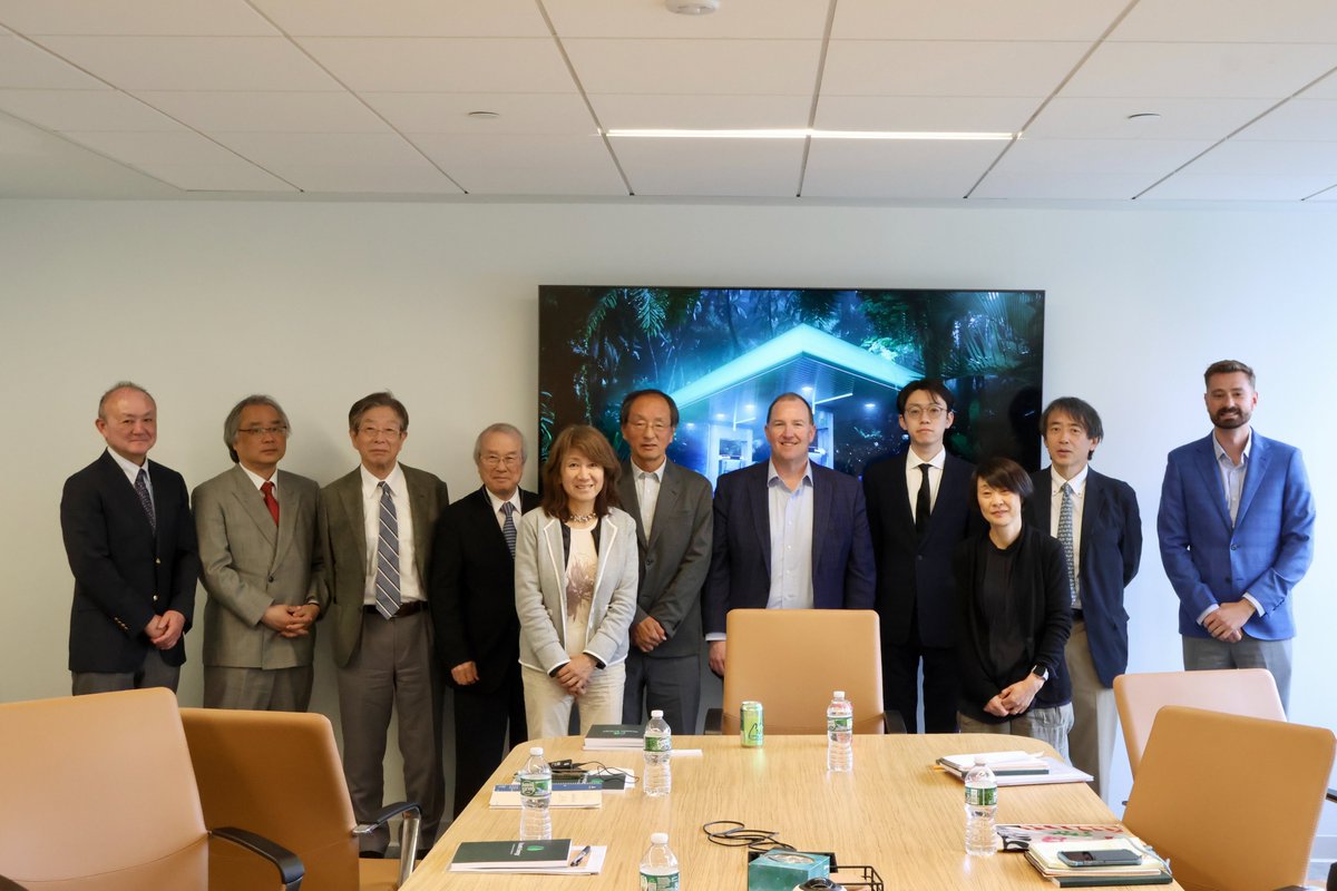 Last week, Growth Energy welcomed members of @usgrainscouncil's Japanese media team to Washington. Our SVP of Regulatory Affairs met with the delegation of reporters to learn more about the U.S. ethanol industry, corn production, and sustainable aviation fuel.