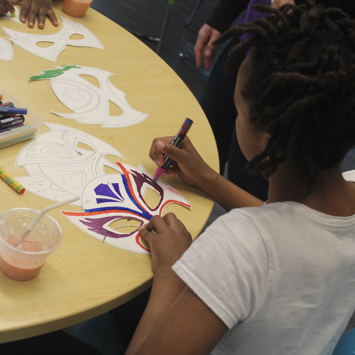 ProjectPlaytime's tweet image. What is $20 worth? At Playtime it covers the cost of arts &amp;amp; crafts supplies at 1 playroom for a month. You'll give kids the tools to explore their creativity, motor skills, problem-solving, &amp;amp; more. Can you help us raise $60k by 5/15? bit.ly/springcampaign… #SpringIntoPlaytime