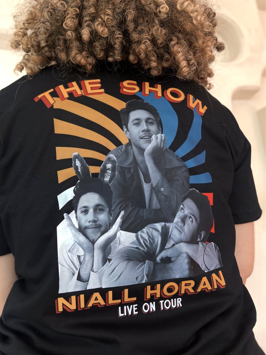 euusomeme's tweet photo. as camisetas mais lindas do NIALL 🥹 https://t.co/mPKJRYI7PL