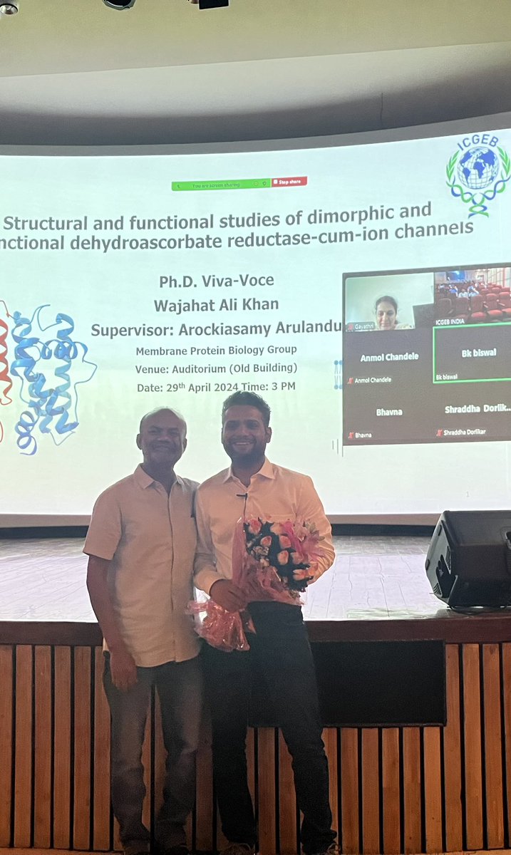 Congratulations to Wajahat Ali Khan for successfully defending his #PhD thesis on “Structural & functional studies of dimorphic and bifunctional dehydroascorbate reductase-cum-ion channels ”! 📚 Under the guidance of Dr Arockiasamy Arulandu, your dedication and hard work have