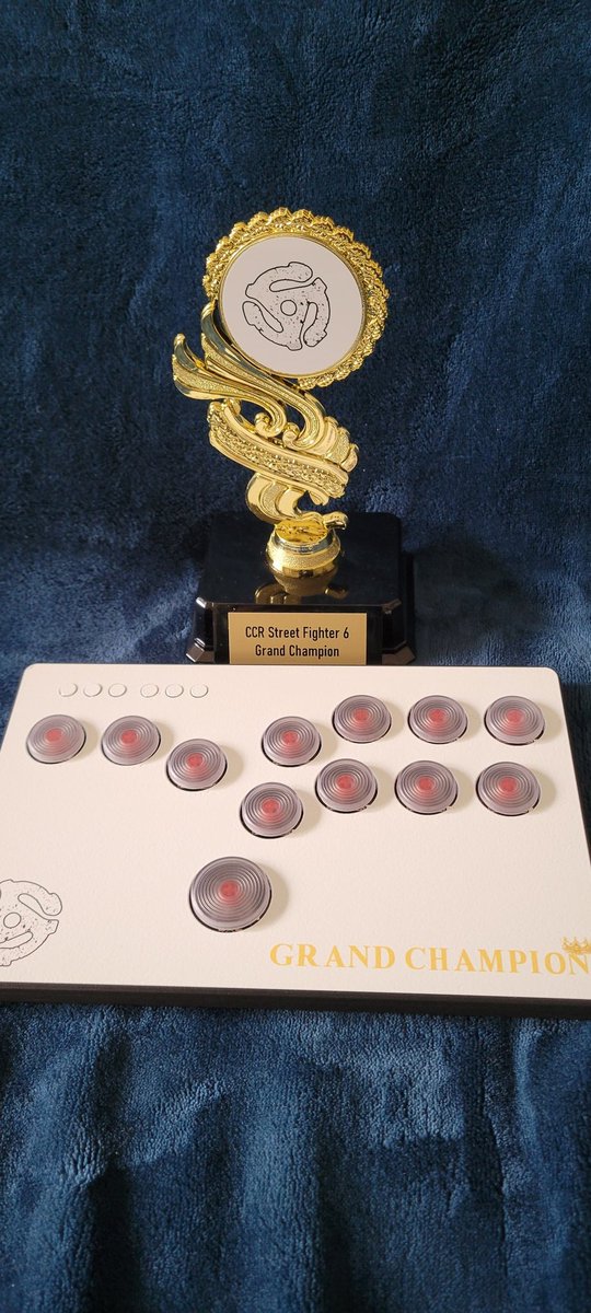 I was able to take 1st place at the Cross-Canada Revolution invitational for SF6!

Thanks to <a href="/Zykles__/">Zykles @ Tidal Waves, Perfect Storm</a> and <a href="/OttawaFGC/">Ottawa FGC</a> for a great job organizing the event (it was a cool venue, too). 

Looking forward to more to come.