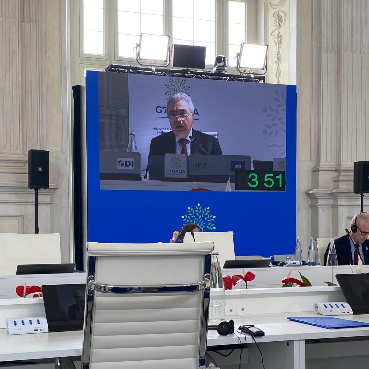 At the #G7 Energy Ministerial, led by 🇮🇹 Minister <a href="/GPichetto/">Gilberto Pichetto</a>, I called for a sixfold increase in global energy storage by 2030 to support the tripling of renewables, as highlighted in <a href="/IEA/">International Energy Agency</a>’s recent report

I also emphasised the importance of diversified clean energy supply chains