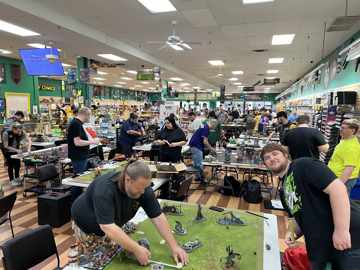 Weirdnobz tweet media