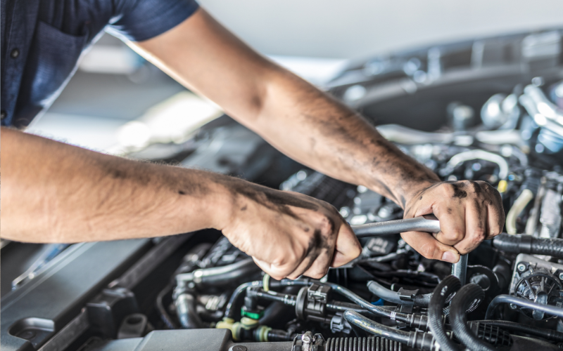 🔧 EXPERT VEHICLE MAINTENANCE 🔧 We offer a range of services to keep your vehicle in top condition. - Regular servicing - MOTs - Seasonal checks - Tyre checks - Repairs Book your appointment in just a few steps >> bit.ly/41r2OKV #BristolStreetMotors #Service