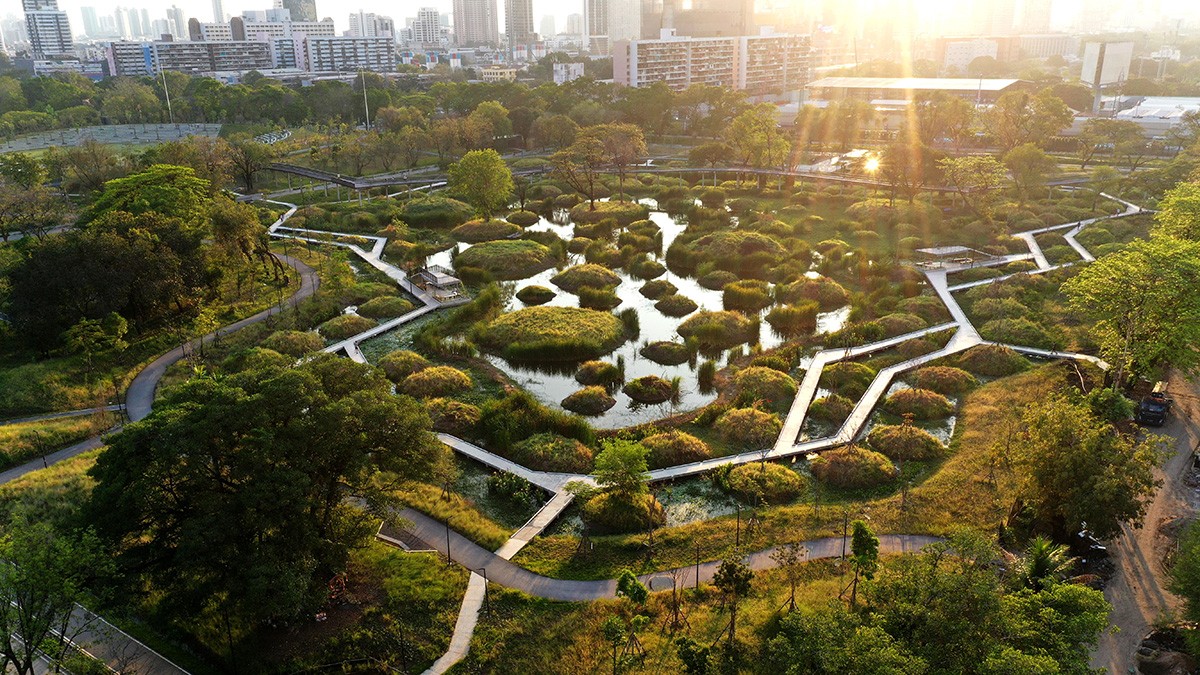 Register now – FREE webinar - Soak it Up: Designing with and for Flooding – April 30 with Kongjian Yu, 2023 Oberlander Prize laureate, and Pieter Schengenga, H+N+S Landscape Architects, the Netherlands, moderated by Elizabeth K. Meyer, Univ. of Virginia. tclf.org/soak-it-design…