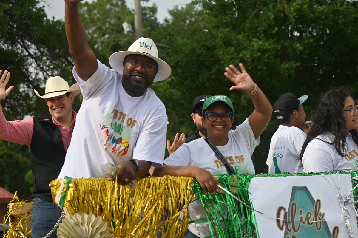 The Alief International Parade was an absolute triumph this weekend! Grateful for the vibrant community spirit on display. Huge thanks to all who contributed to making it a memorable event! #AliefParade #WeAreAlief