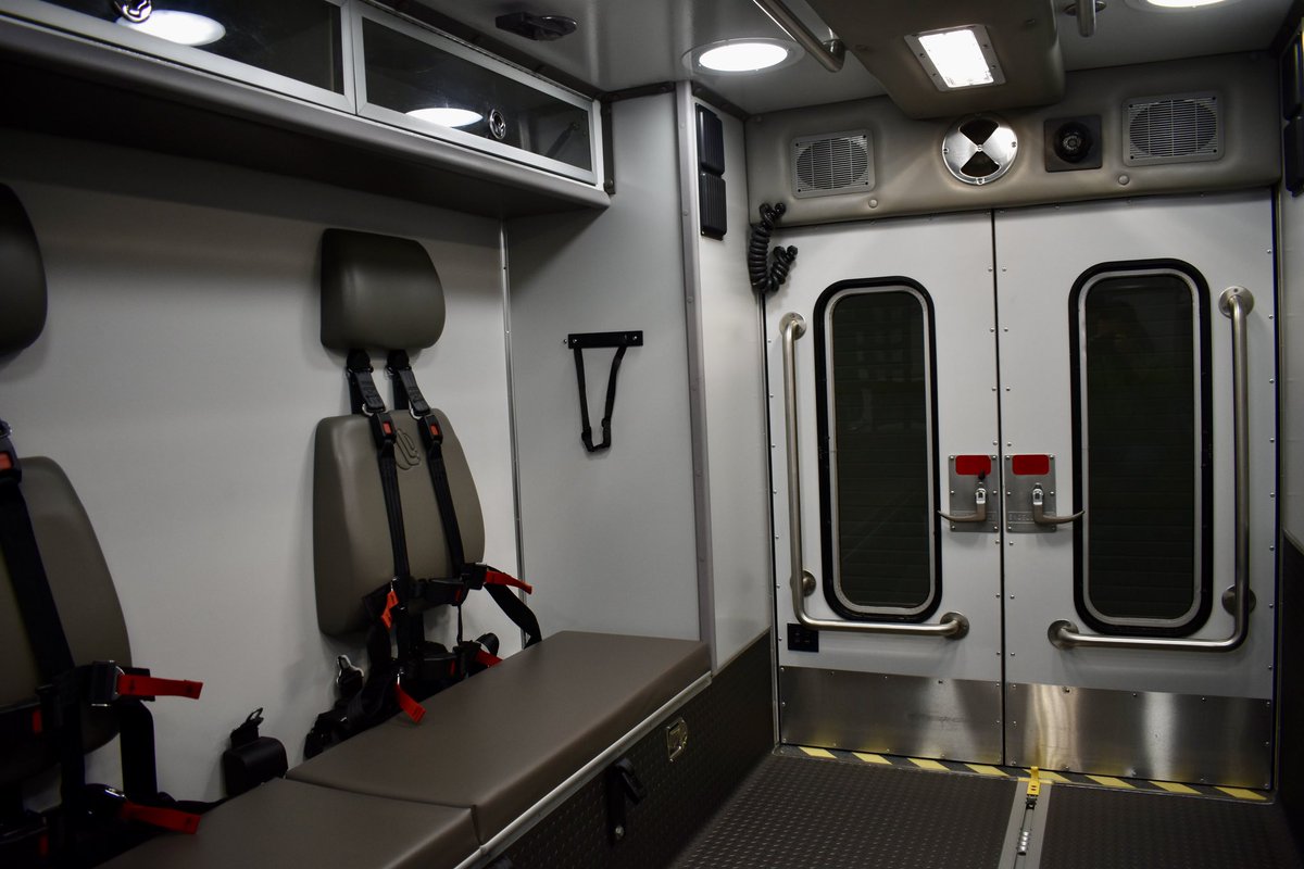 Gary Fire Department | Medwerks Ambulance Remount | Ford F550 - Type I
-
#medwerks #ambulanceremount #ambulance #ems #emt #paramedic #firedepartment #firefighters #emergency #emergencyservices #emergencyresponse