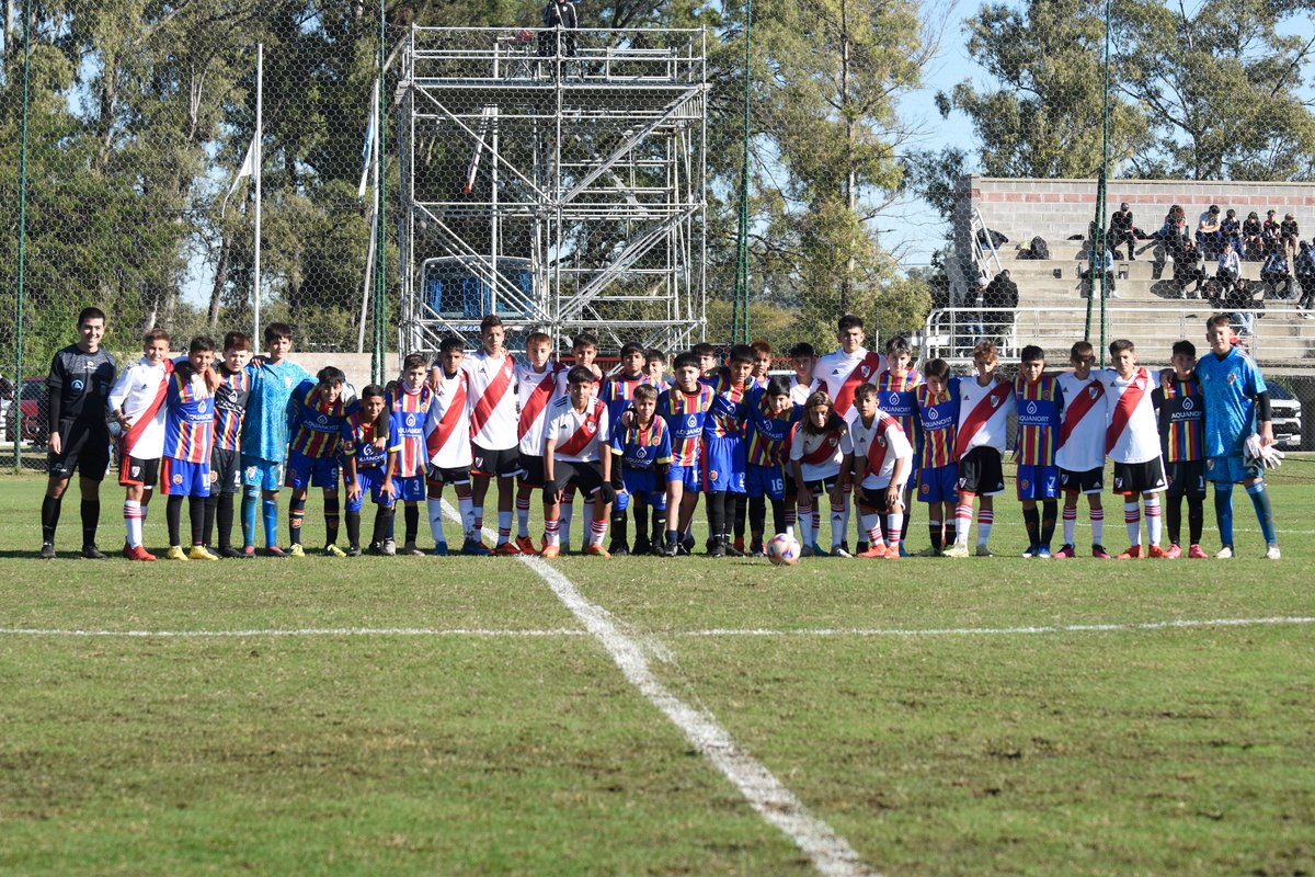 #FútbolFormativo ⚽ Resultados de la jornada de Infantiles AFA frente a Colegiales en River Camp: ✅ 2011: 14-0 ✅ 2012: 7-0 ✅ 2013: 7-0 📌 Partido amistoso ✅ 2014: 16-0