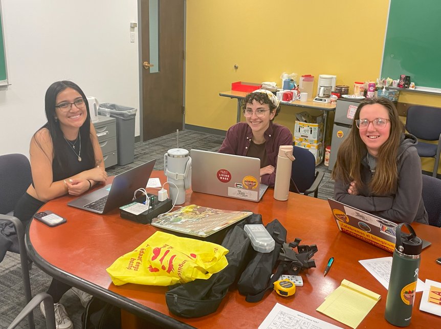LoboLanguage's tweet image. The Spanish-English bilingualism research team is feeling very accomplished this semester having done a large amount of data collection, coding, and analysis! The team includes (left to right) Monica Perez, Naomi Shin, Jadin Moore, and Sarah Lease.