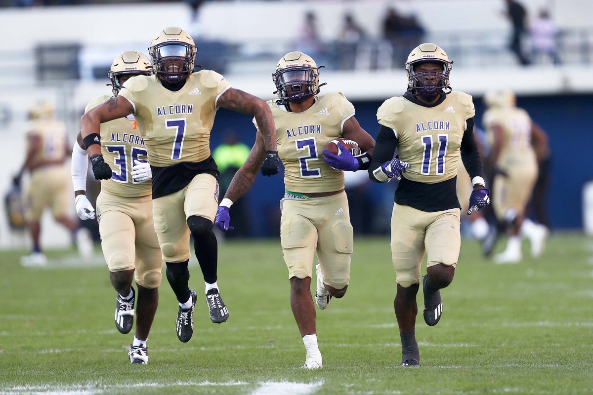 #AGTG 🙌🏾 After good phone call with @CoachAR_ASU blessed receive offer from Alcorn State University @coachmarkf @RecruitWarriors @coachswift64 @AL7AFootball @HallTechSports1 @MohrRecruiting @BHoward_11 @coach_fuqua