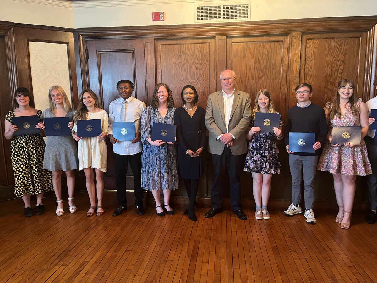 Congratulations to this year's Akron Press Club Scholars! Rep. Sykes' office presented Congressional Recognitions to all of the scholarship recipients at their recent luncheon.