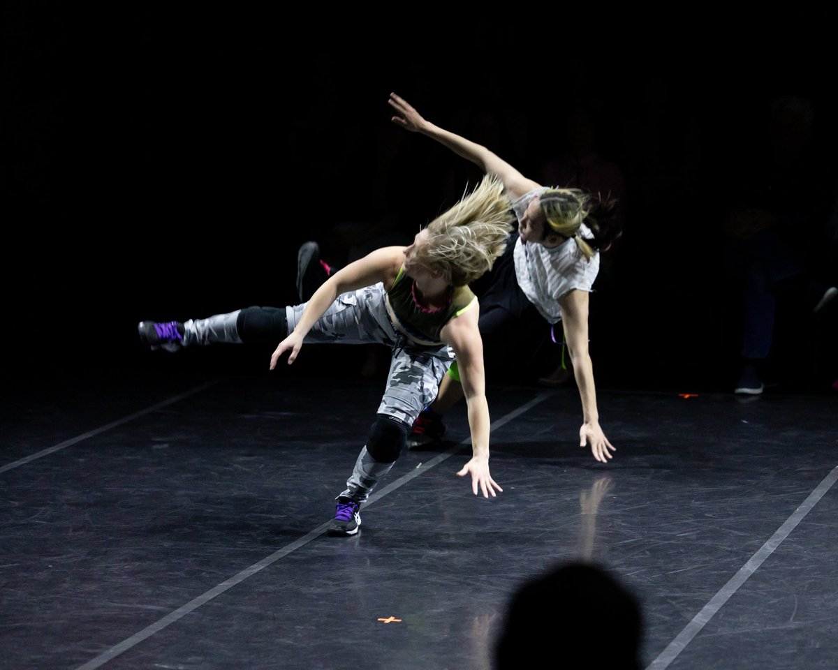 Fly into a new week like @abbyzandthenewutility! We get an adrenaline rush every time we think of Radioactive Practice 🤸⚡ which dancer are you channeling today? 📸 @bysarahannie #fuseboxfestflashback #austinarts #dance #liveperformance @tpapresents