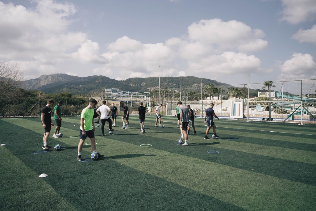 🖐🏼 IN CASE YOU MISSED IT! The Football Fun Factory has partnered with TUI Holiday Villages. We were recently in Turkey, working with the Holiday Villages team to deliver a bespoke training programme to their football coaching staff. #FootballFunFactory