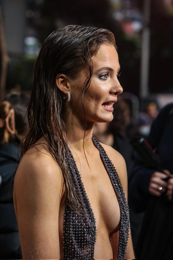 GMWhh8vXcAc5gbd?format=jpg&name=900x900