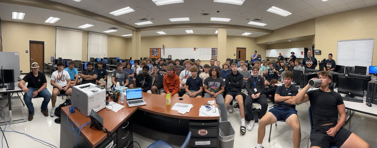 Day one of spring practice ⁦<a href="/LBTDClub/">Lemon Bay Touchdown Club</a>⁩