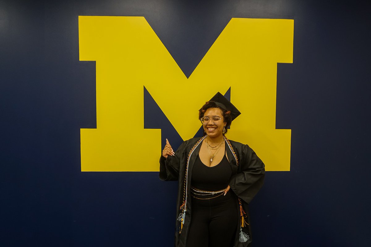 Congrats, @UMichStudents! 🎓 Before you toss your cap, let’s explore some of the best @UMichUnions spots to take grad photos: uunions.umich.edu/six-graduation… #MGoGrad